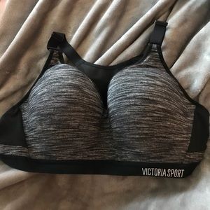 victorias secret sports bra 36D